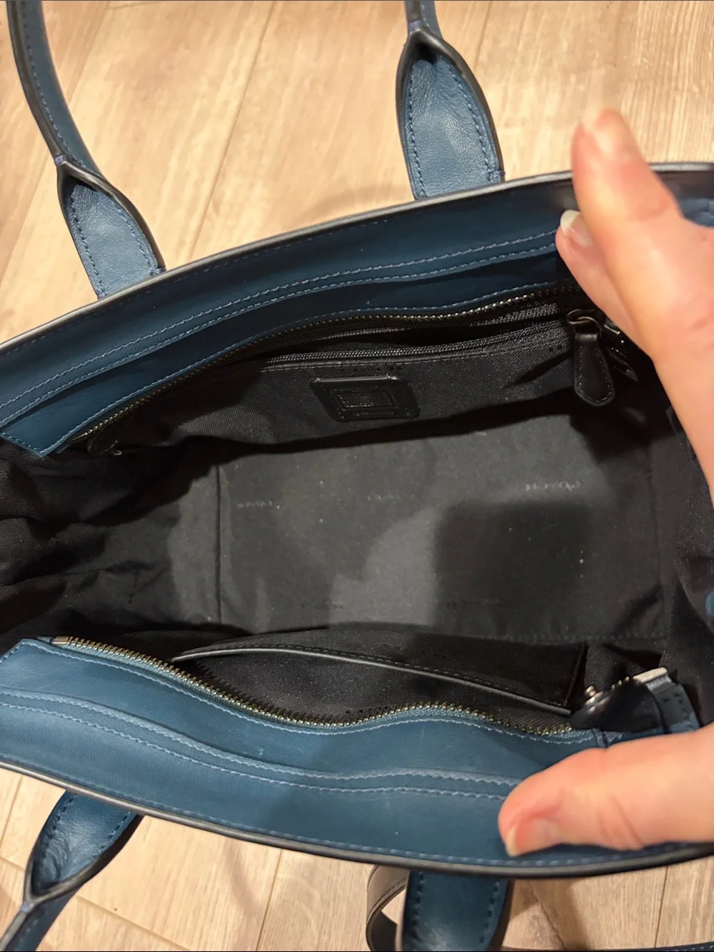 Coach trim floral carry